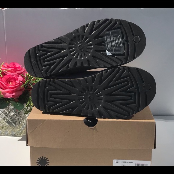 UGG Classic UGG Gem Mini Boots - Picture 4 of 10